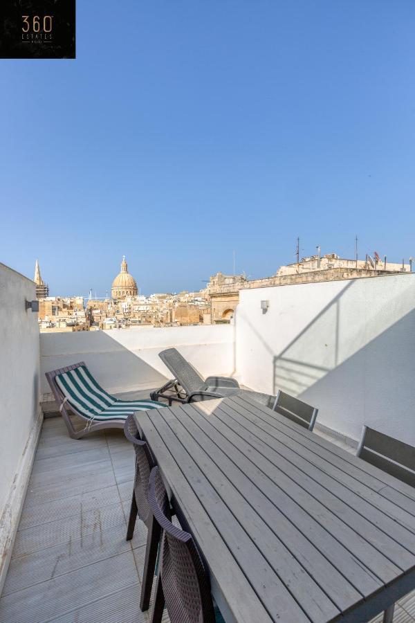 Mesmerising Views For A 2Br Apt In The Capital By 360 Estates 瓦莱塔 外观 照片